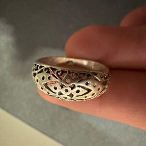 Elegant Vintage Sterling Silver Filigree Ring